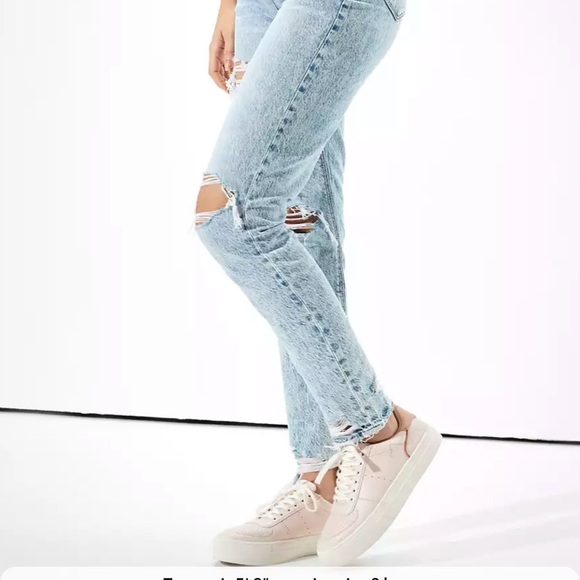 AE Ripped Mom Jean - Picture 3 of 15